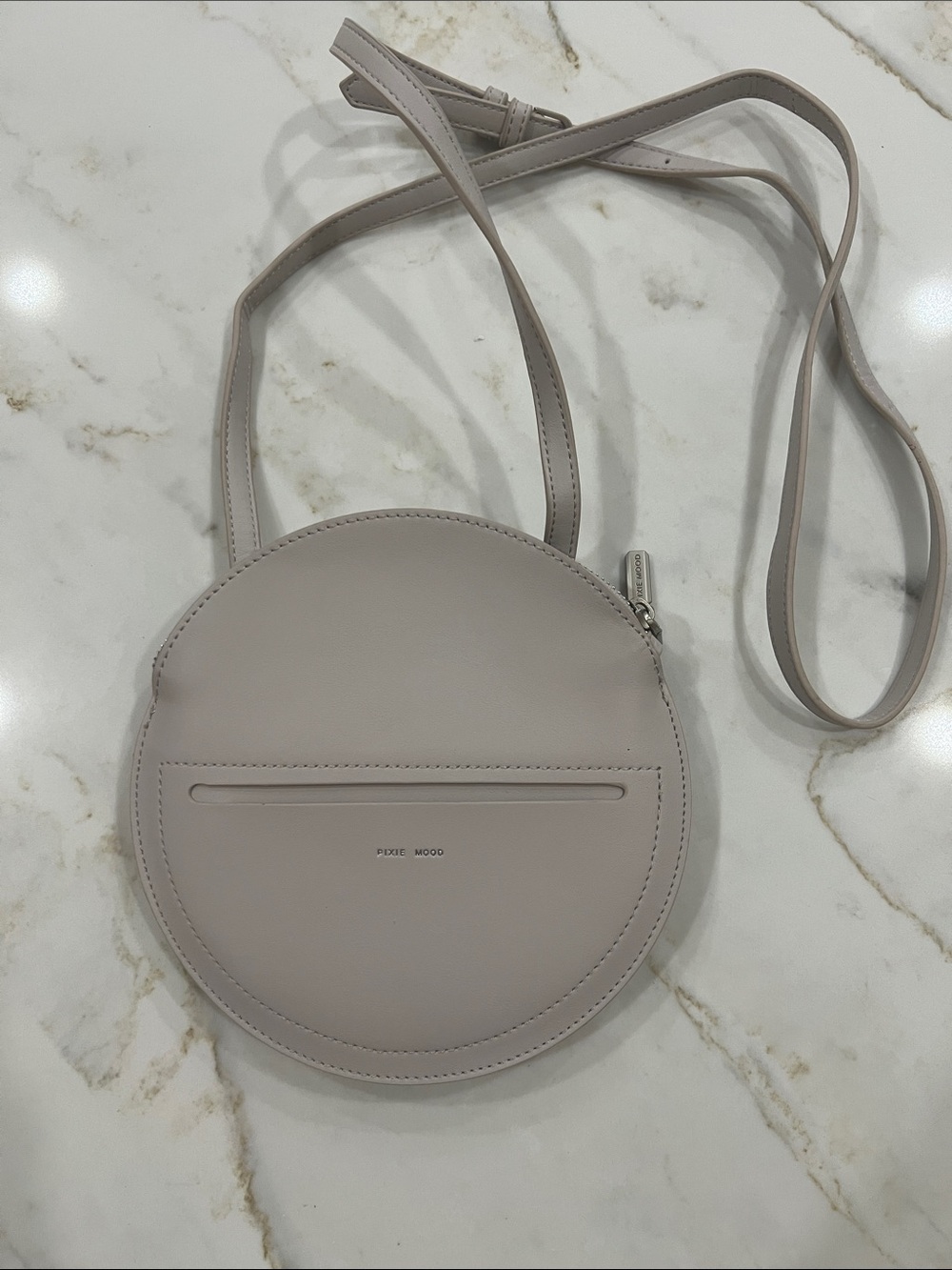 Pixie Mood Light gray vegan Round Crossbody Bag
